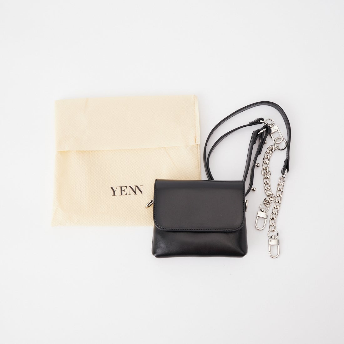 YENN [イエン] チェーンベルトポーチ [Y252-02057-7] BLACK