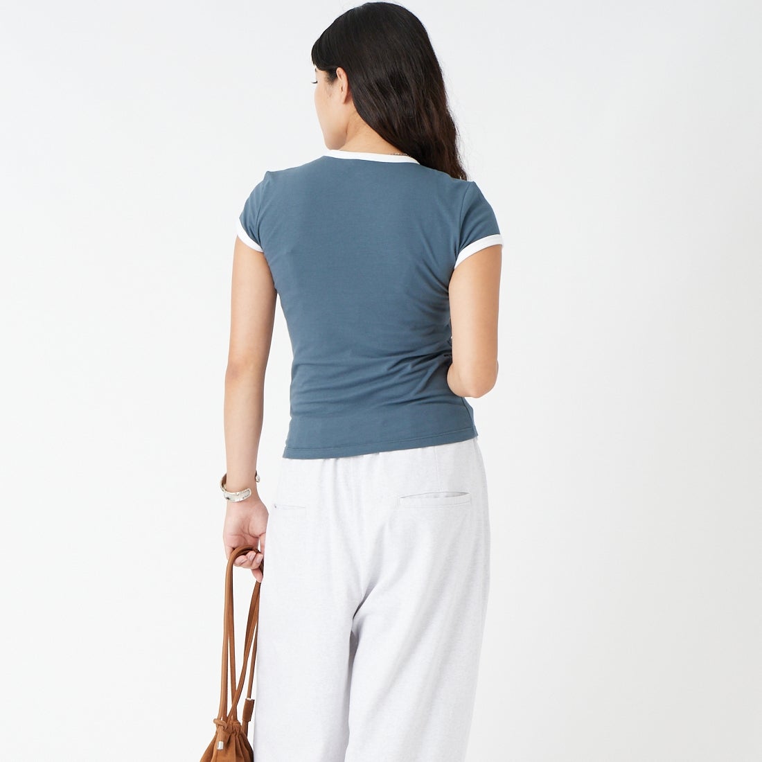 Calvin Klein [カルバンクライン] ショートスリーブ スリムロゴリンガーTシャツ [47G803G] CEG &&モデル身長：162cm 着用サイズ：XS&&