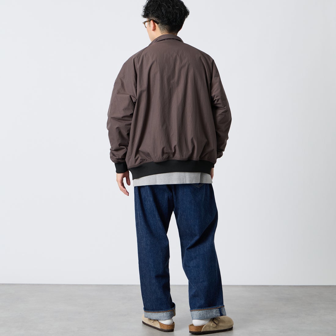 JEANSFACTORY × NANGA [ジーンズファクトリー × ナンガ] 別注 裏フリースブルゾン [NW2609-JF] BROWN &&モデル身長：168cm 着用サイズ：M&&