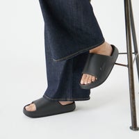 001 BLACK