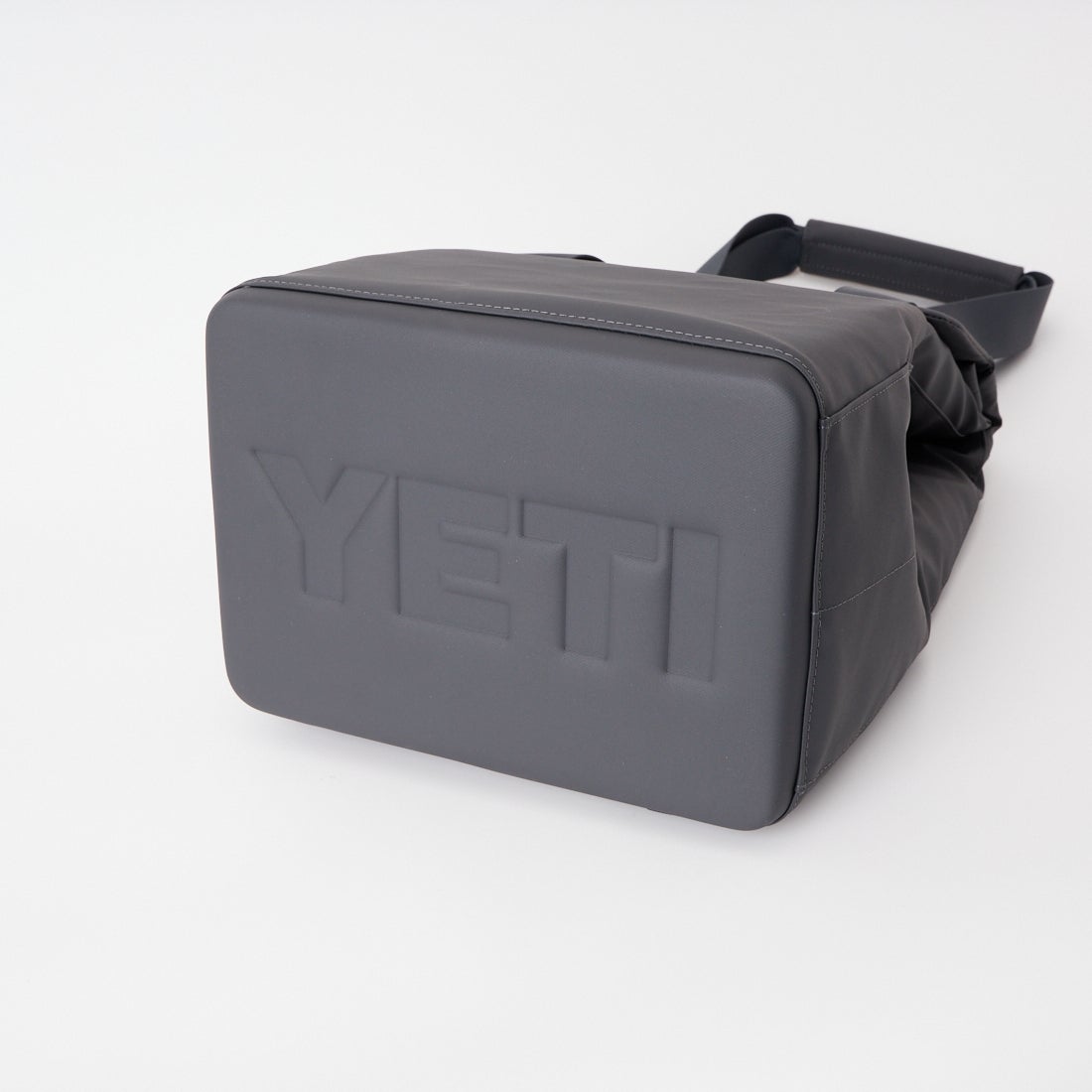 YETI [イエティ] Daytrip 14Lトートバッグ [DAYTRIP-14L-INSULATE] CHARCOAL