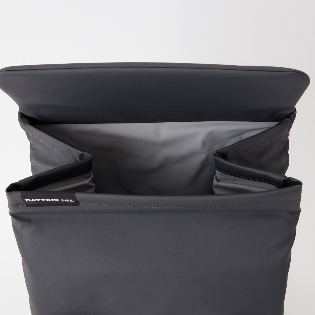 YETI [イエティ] Daytrip 14Lトートバッグ [DAYTRIP-14L-INSULATE] CHARCOAL