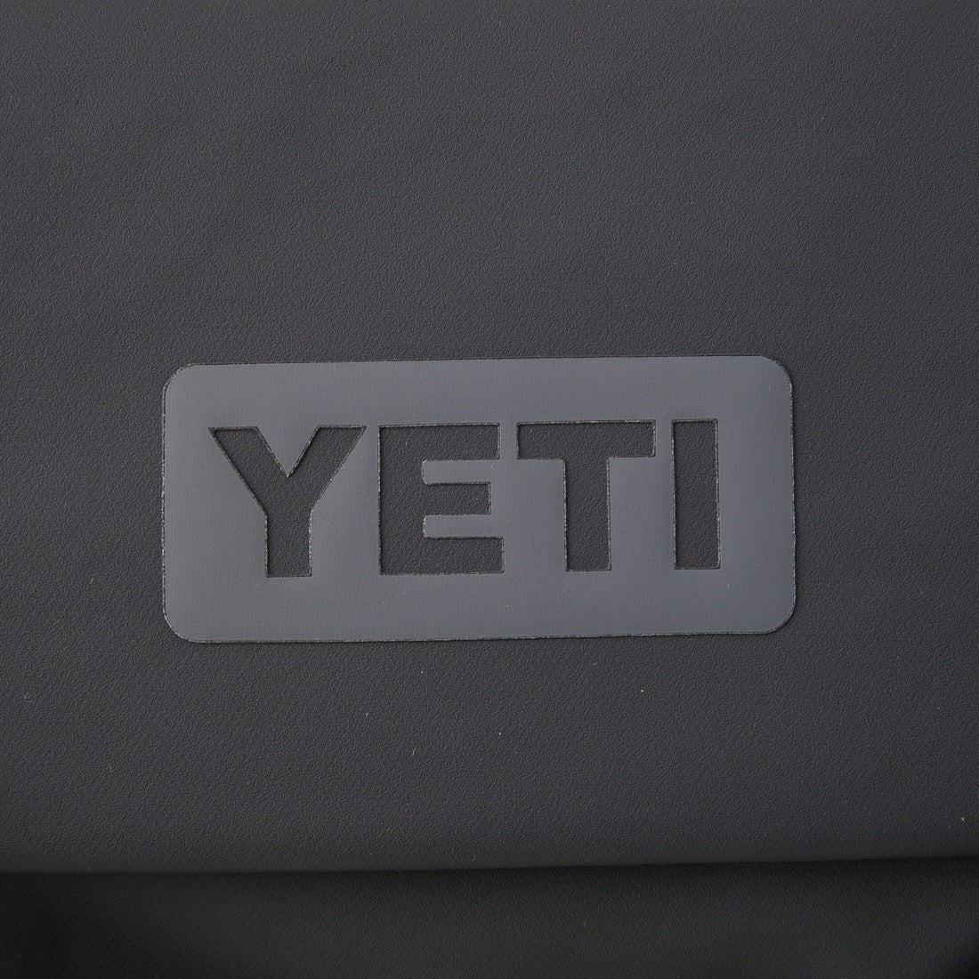 YETI [イエティ] Daytrip 14Lトートバッグ [DAYTRIP-14L-INSULATE] CHARCOAL
