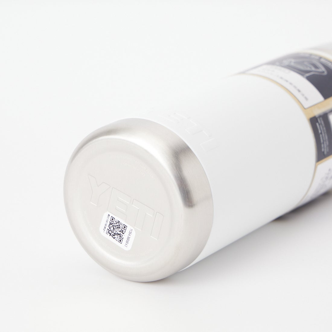 YETI [イエティ] ランブラー 18ozストローウォーターボトル [18OZ-BOTTLE-WITH-STR] WHITE