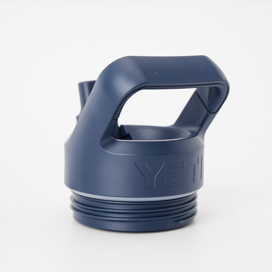 YETI [イエティ] ランブラー 26ozストローウォーターボトル [26OZ-BOTTLE-WITH-STR] NAVY