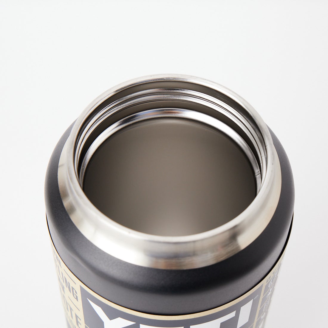 YETI [イエティ] ランブラー 36ozチャグウォーターボトル [36OZ-BOTTLE-WITH-CHU] BLACK