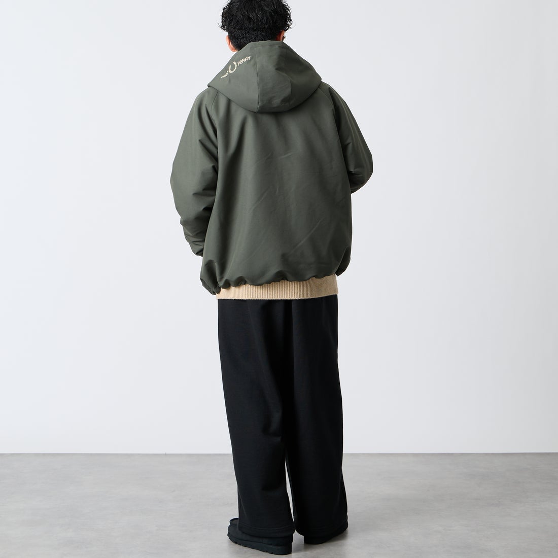 予約商品】FRED PERRY [フレッドペリー] 別注 パデッド フード刺繍