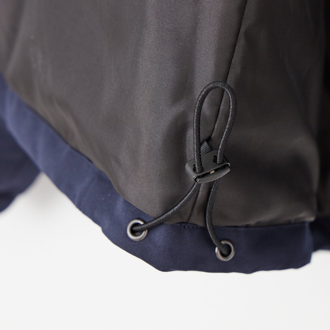 FRED PERRY [フレッドペリー] 別注 パデッド フード刺繍シェルジャケット [FPM-26A-002JF] NAVY/RICH