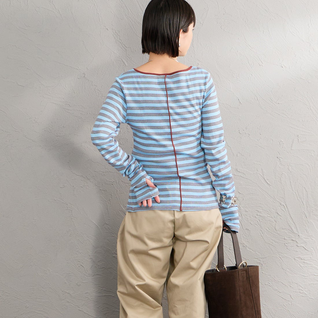 Robert P.Miller [ロバートピーミラー] 別注 スリット入り ボートネックカットソー [RM264-2042IN-JF] BLUE BERRY &&モデル身長：150cm 着用サイズ：F&&