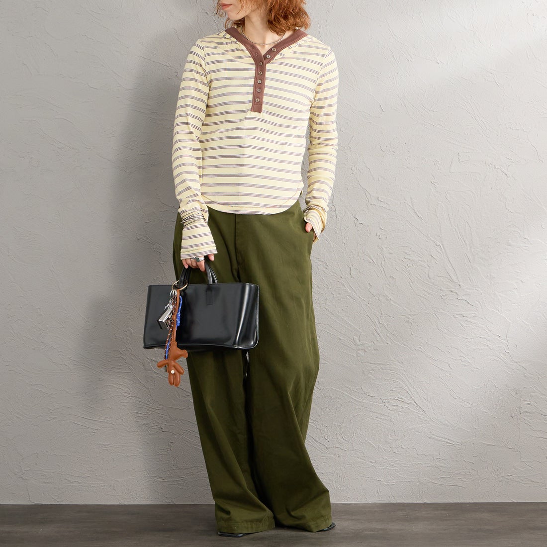 Robert P.Miller [ロバートピーミラー] 別注 ヘンリーネックフードカットソー [RM264-2283IN-JF] BANANA &&モデル身長：158cm 着用サイズ：F&&