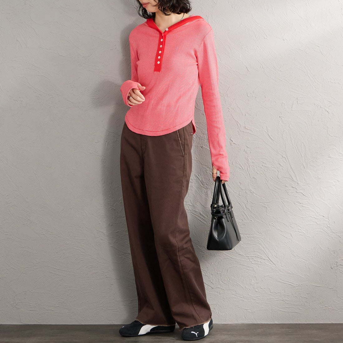 Robert P.Miller [ロバートピーミラー] 別注 ヘンリーネックフードカットソー [RM264-2283IN-JF] CHERRY &&モデル身長：162cm 着用サイズ：F&&