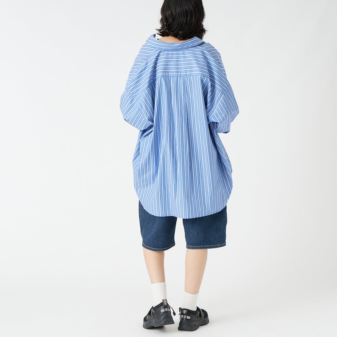 SOMETHING [サムシング] カーブデニムジョーツ [S708] 40 MID BLU &&モデル身長：162cm 着用サイズ：S&&