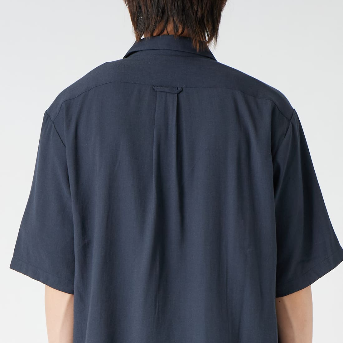 Jeans Factory Clothes [ジーンズファクトリークローズ] TRリネン半袖ワンナップカラーシャツ [EPC-63107] 4 ﾈｲﾋﾞｰ &&モデル身長：177cm 着用サイズ：L&&