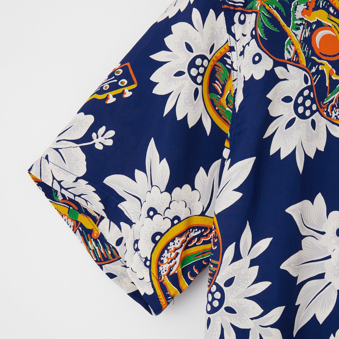 SUN SURF [サンサーフ] レーヨンハワイアンシャツ [SS39613] 128 NAVY