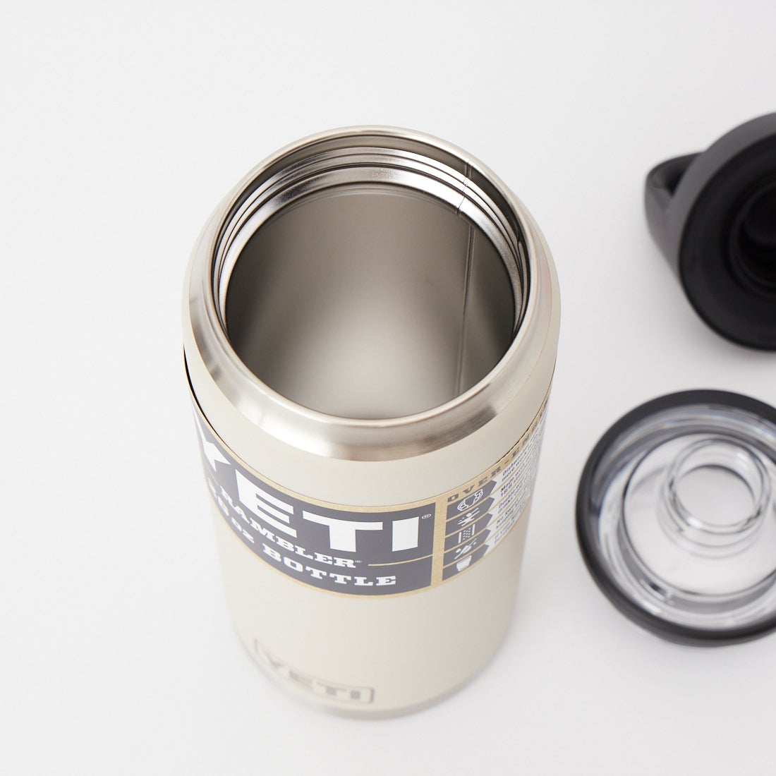 YETI [イエティ] ランブラー 26ozチャグウォーターボトル [26OZ-WATER-BOTTOLE] ｹｰﾌﾟ
