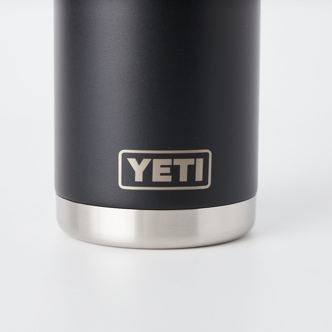 YETI [イエティ] ランブラー 26ozチャグウォーターボトル [26OZ-WATER-BOTTOLE] ﾌﾞﾗｯｸ