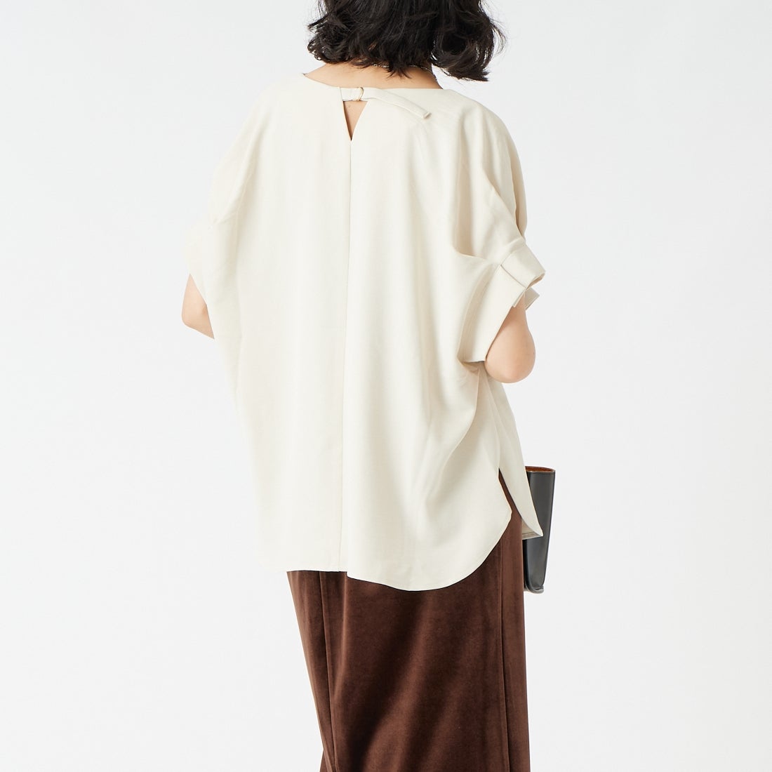 Jf Ready Made [ジェイエフレディメイド] ドレープネックブラウス [756112] 02 ｵﾌﾎﾜｲﾄ &&モデル身長：162cm 着用サイズ：F&&