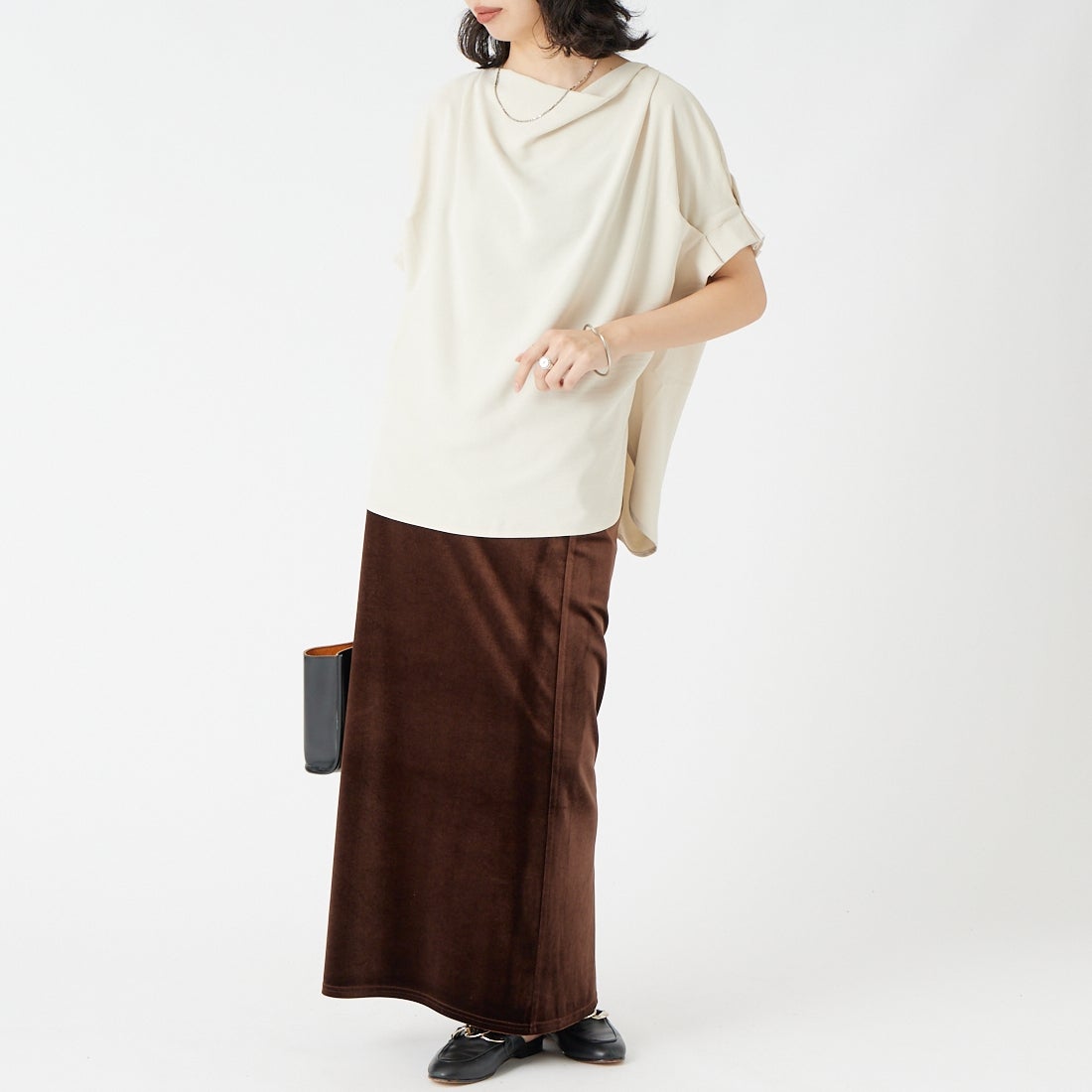 Jf Ready Made [ジェイエフレディメイド] ドレープネックブラウス [756112] 02 ｵﾌﾎﾜｲﾄ &&モデル身長：162cm 着用サイズ：F&&