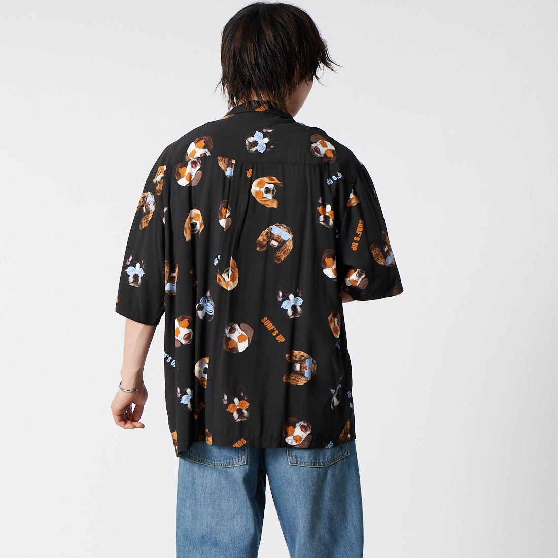 33Degrees [サーティスリーディグリーズ] ドッグフェイスレーヨンアロハシャツ [263SU1SH095] BLACK &&モデル身長：177cm 着用サイズ：L&&
