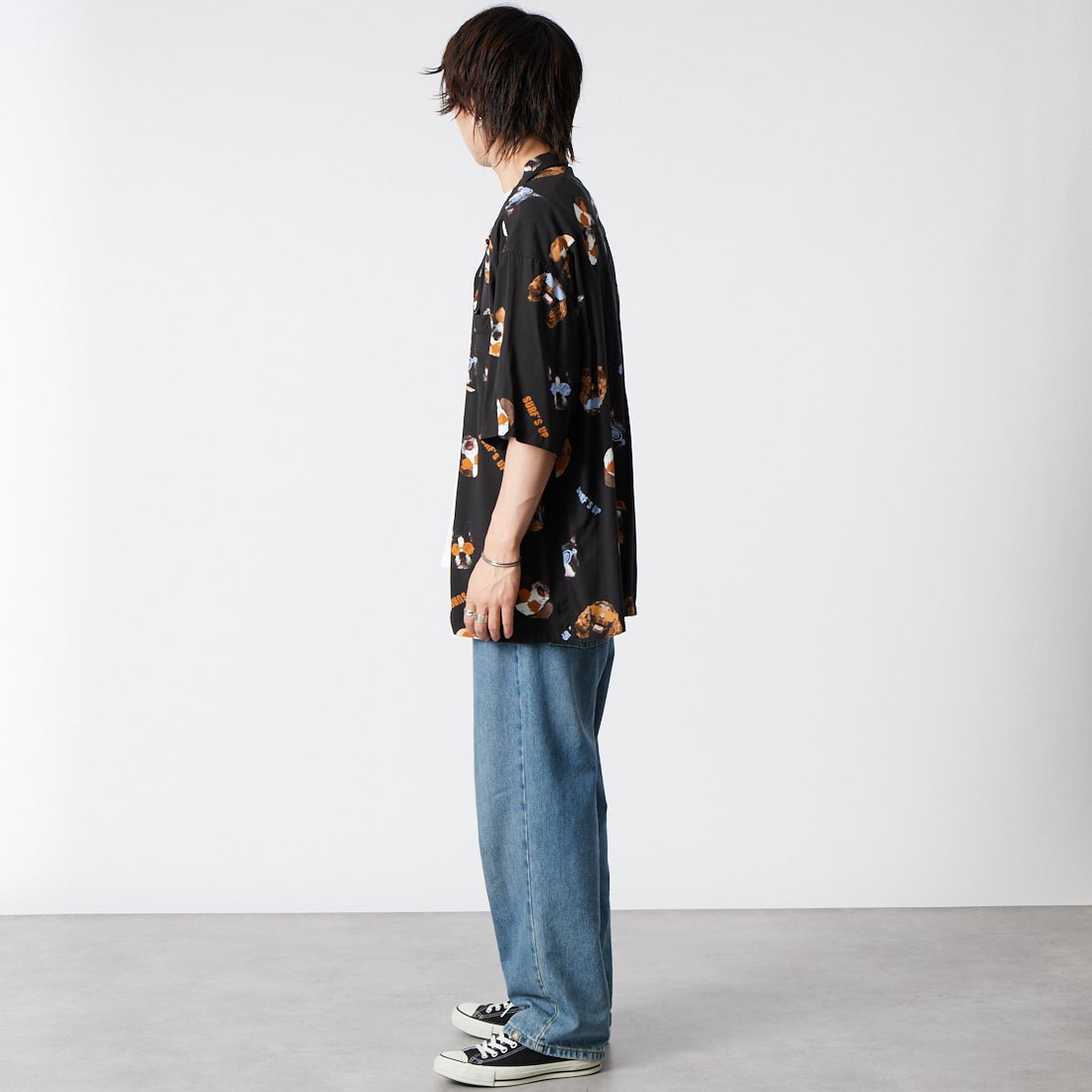33Degrees [サーティスリーディグリーズ] ドッグフェイスレーヨンアロハシャツ [263SU1SH095] BLACK &&モデル身長：177cm 着用サイズ：L&&