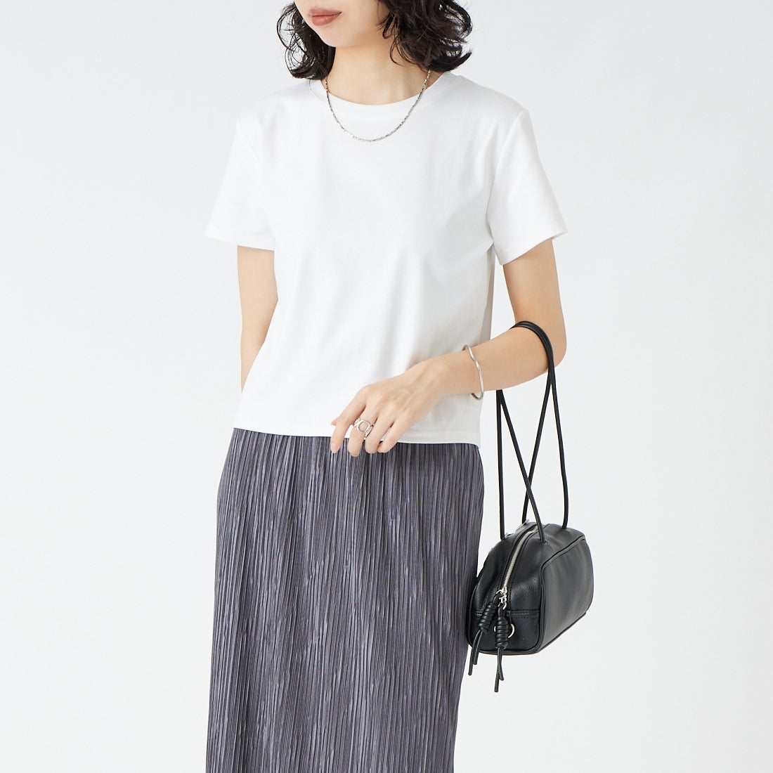 Jeans Factory Clothes [ジーンズファクトリークローズ] コンパクトTシャツ [21268061]031 ﾎﾜｲﾄ &&モデル身長：162cm 着用サイズ：F&&