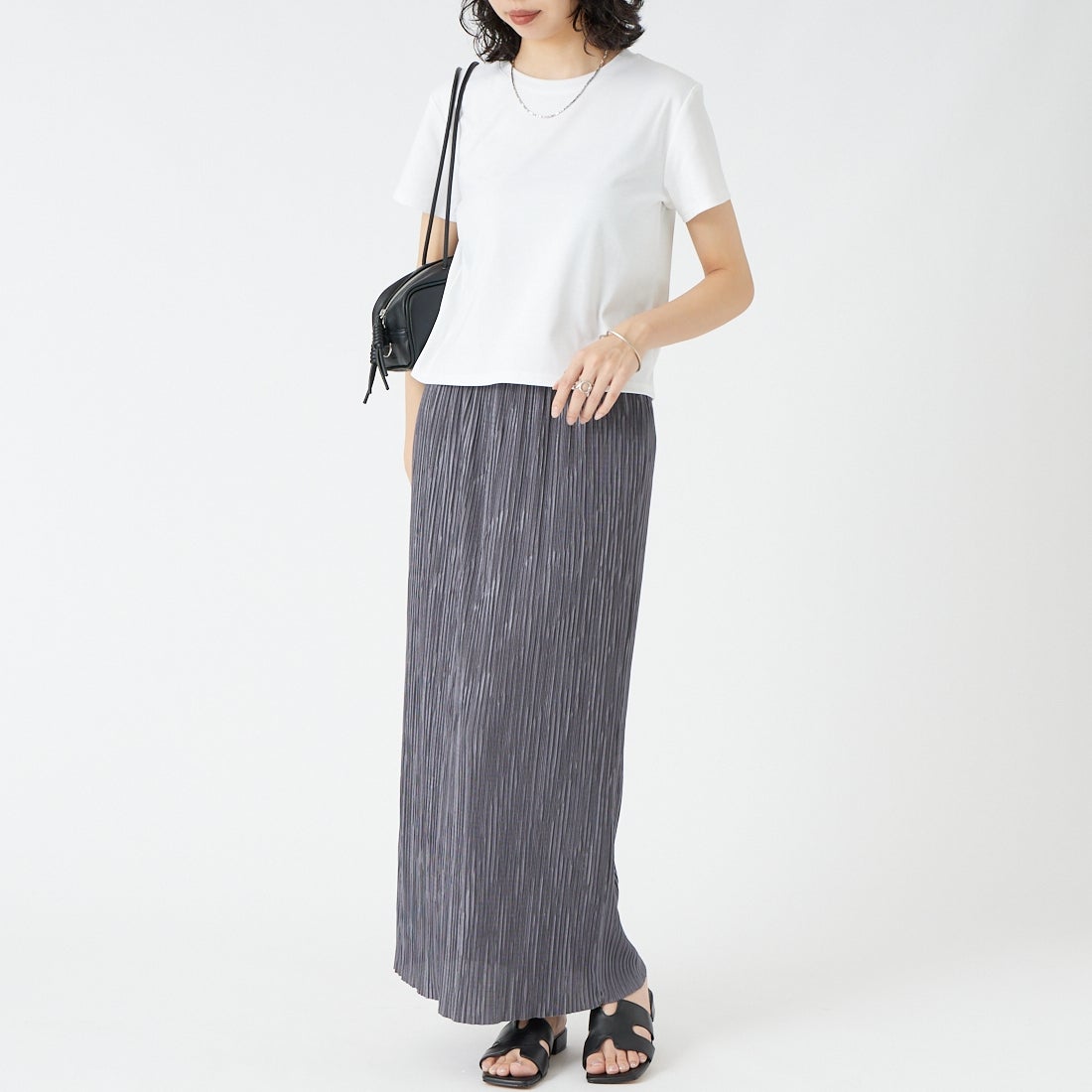 Jeans Factory Clothes [ジーンズファクトリークローズ] コンパクトTシャツ [21268061]031 ﾎﾜｲﾄ &&モデル身長：162cm 着用サイズ：F&&