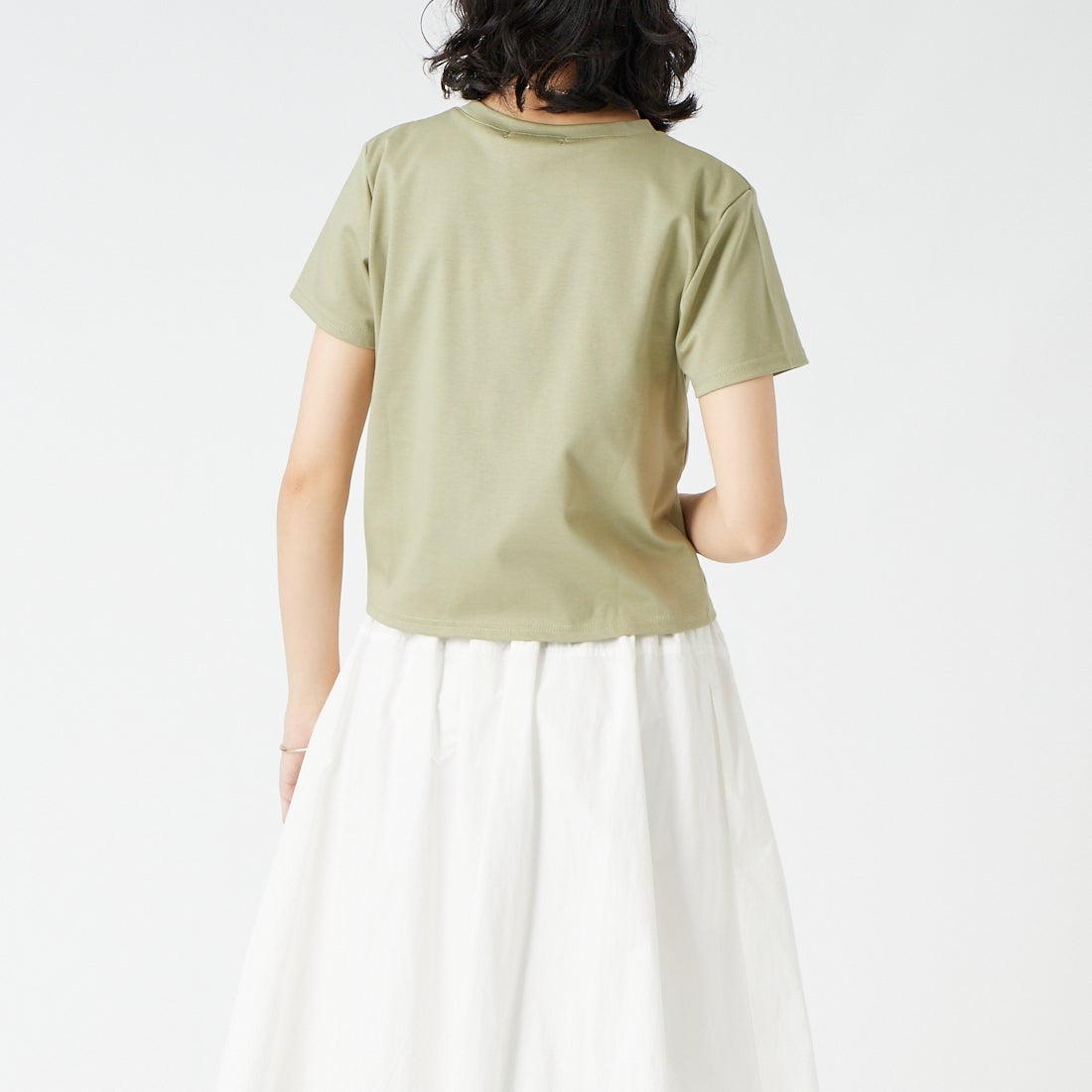 Jeans Factory Clothes [ジーンズファクトリークローズ] コンパクトTシャツ [21268061]056 ｶｰｷ &&モデル身長：162cm 着用サイズ：F&&