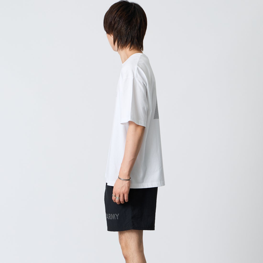 MADE IN STANDARD [メイドインスタンダード] 別注 ARMY ショートスリーブTシャツ [ARMY-TEE-JF]ﾎﾜｲﾄ &&モデル身長：177cm 着用サイズ：M&&