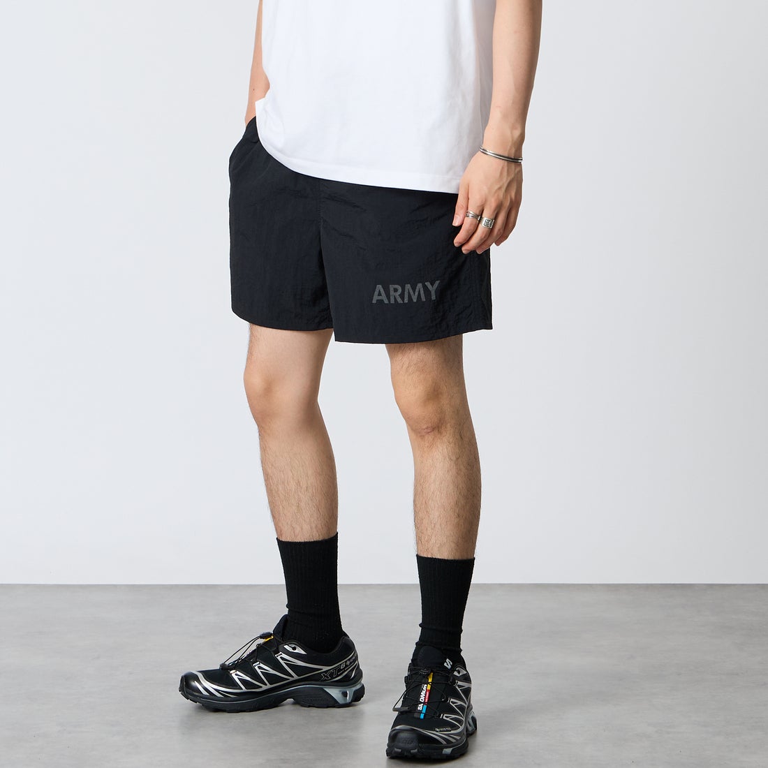 MADE IN STANDARD [メイドインスタンダード] 別注 ARMY ショーツ [ARMY-SHORTS-JF] BLACK &&モデル身長：177cm 着用サイズ：S&&