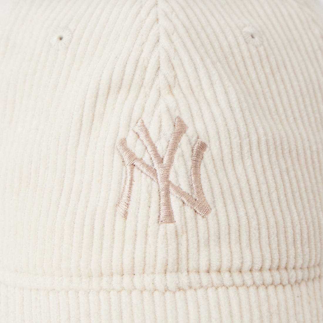 NEW ERA [ニューエラ] 別注 9TWENTY コーデュロイキャップ ニューヨーク・ヤンキース [15401139-JF] IVORY