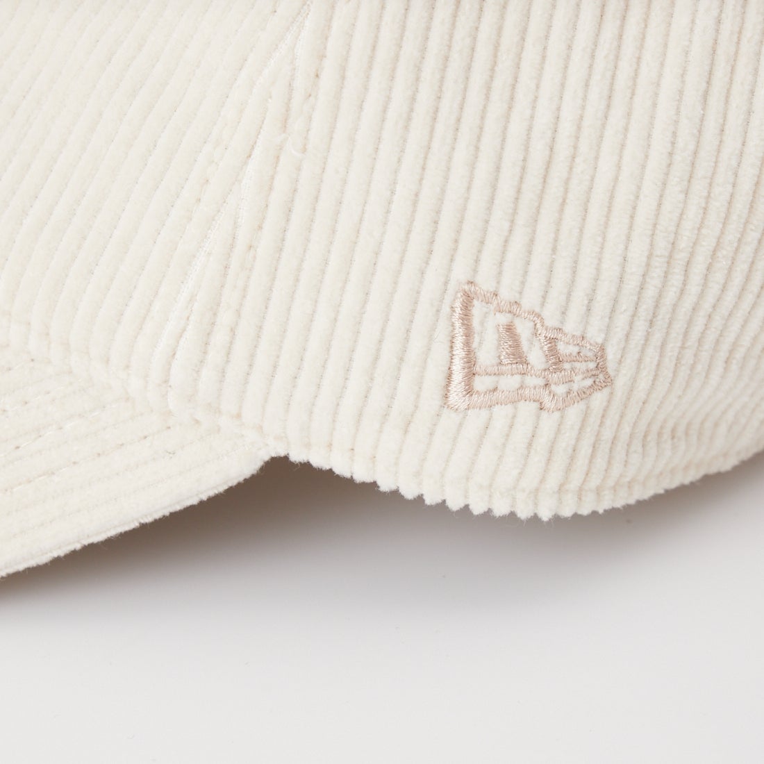 NEW ERA [ニューエラ] 別注 9TWENTY コーデュロイキャップ ニューヨーク・ヤンキース [15401139-JF] IVORY