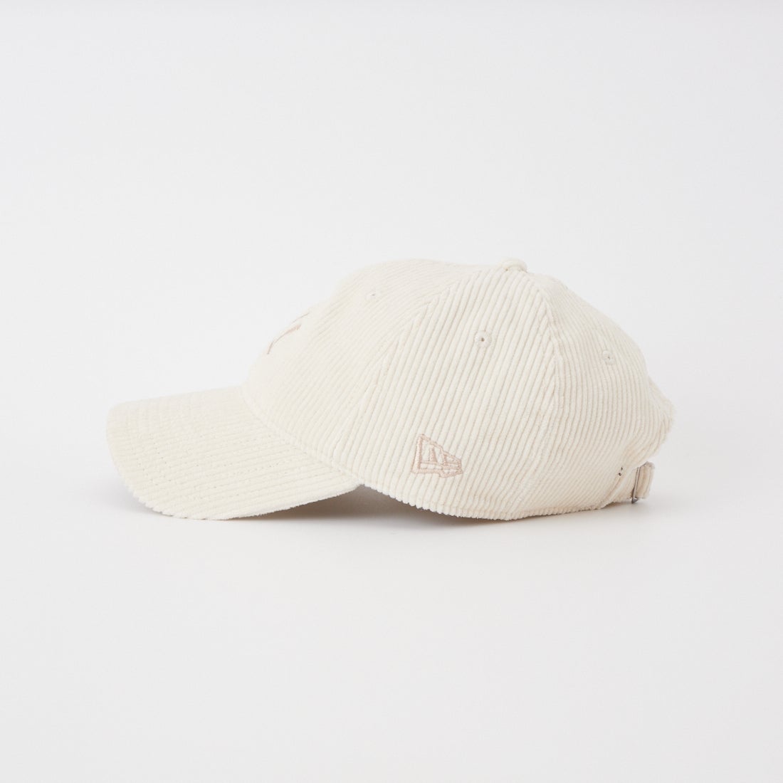 NEW ERA [ニューエラ] 別注 9TWENTY コーデュロイキャップ ニューヨーク・ヤンキース [15401139-JF] IVORY