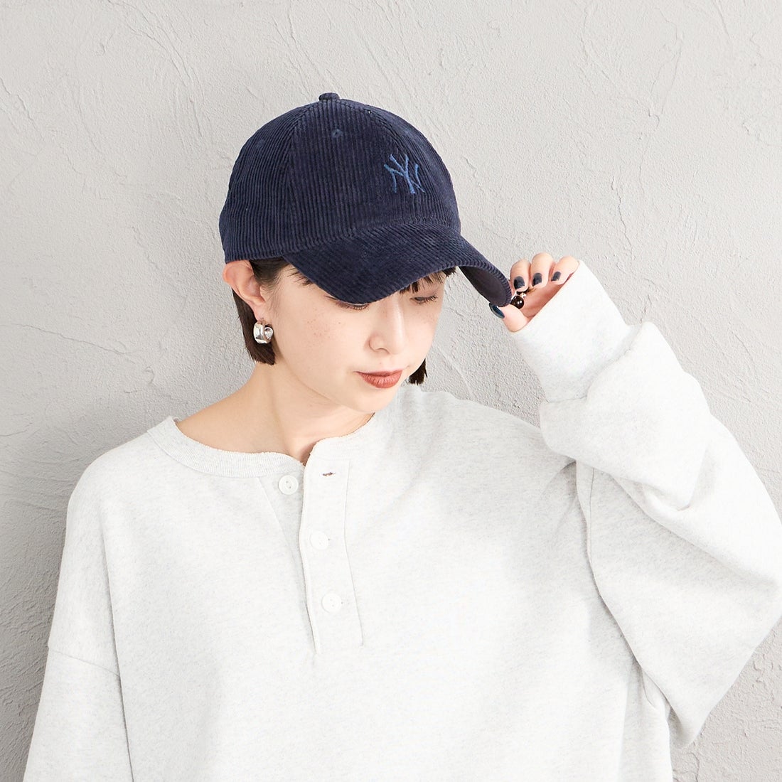 NEW ERA [ニューエラ] 別注 9TWENTY コーデュロイキャップ ニューヨーク・ヤンキース [15401138-JF] NAVY