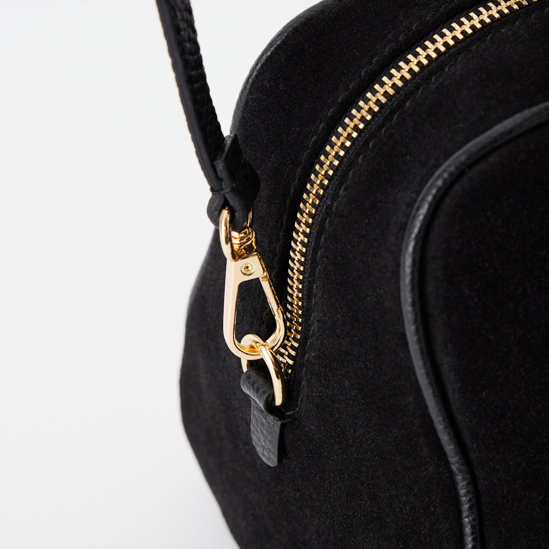 AULENTTI [オウレンティ] 別注 2WAYスエードボストンバッグ [DI-3014-SCDO-JF] BLACK