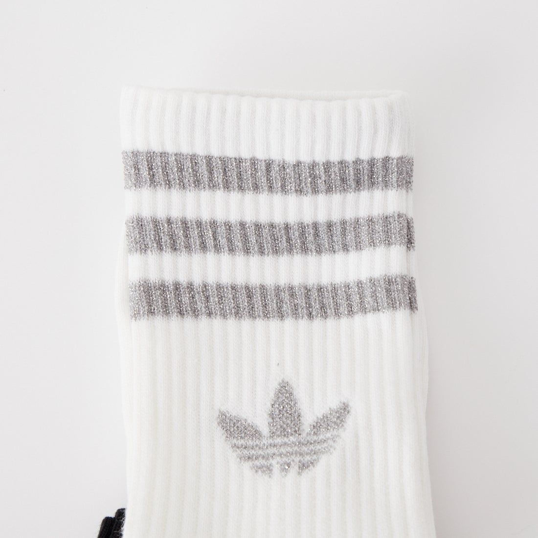 adidas Originals [アディダス オリジナルス] スリーストライプス グリッタークルーソックス 3足組 [M5447] KR4218