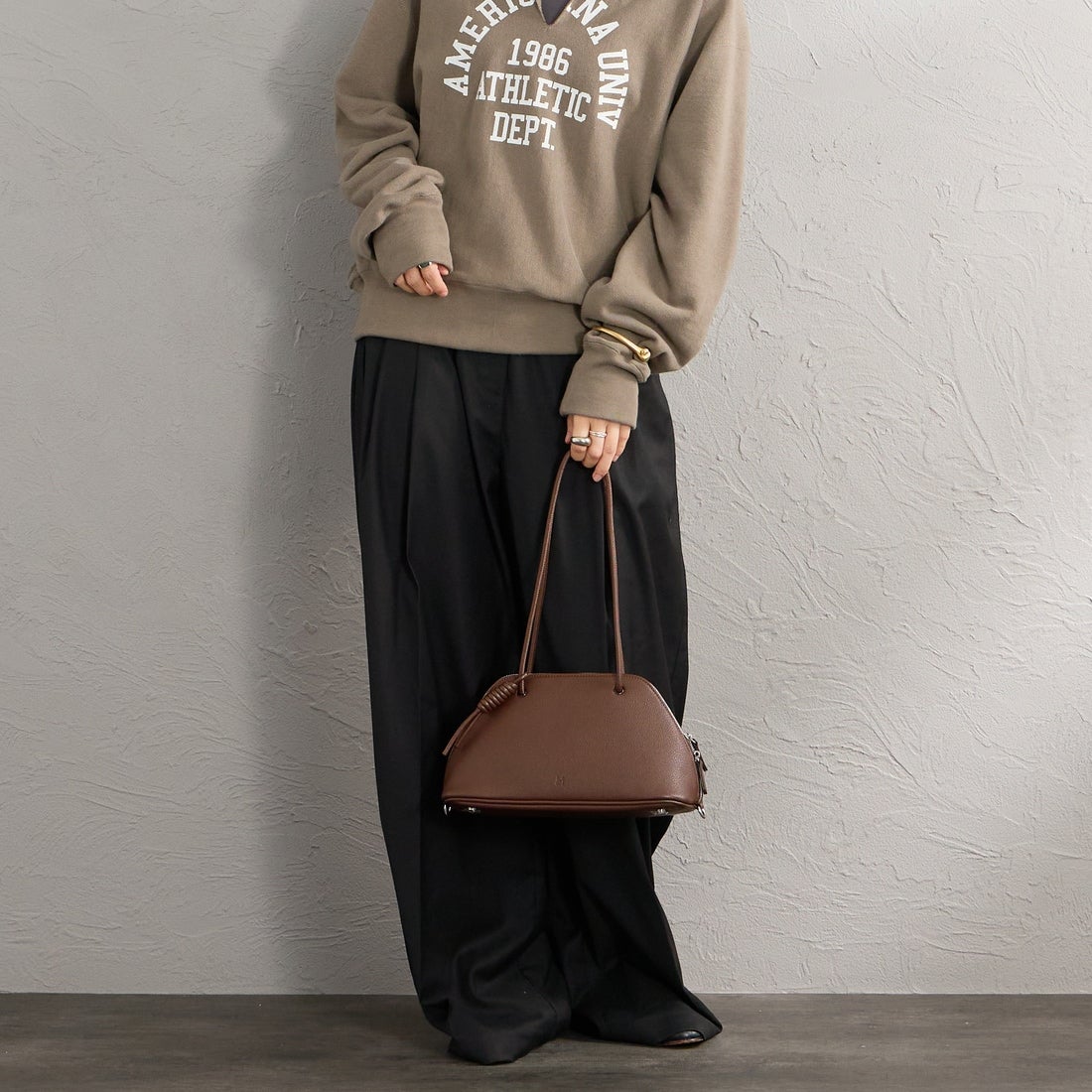 &MyuQ [アンドミューク] HACO ショルダーバッグ [MCB142] DK.BROWN