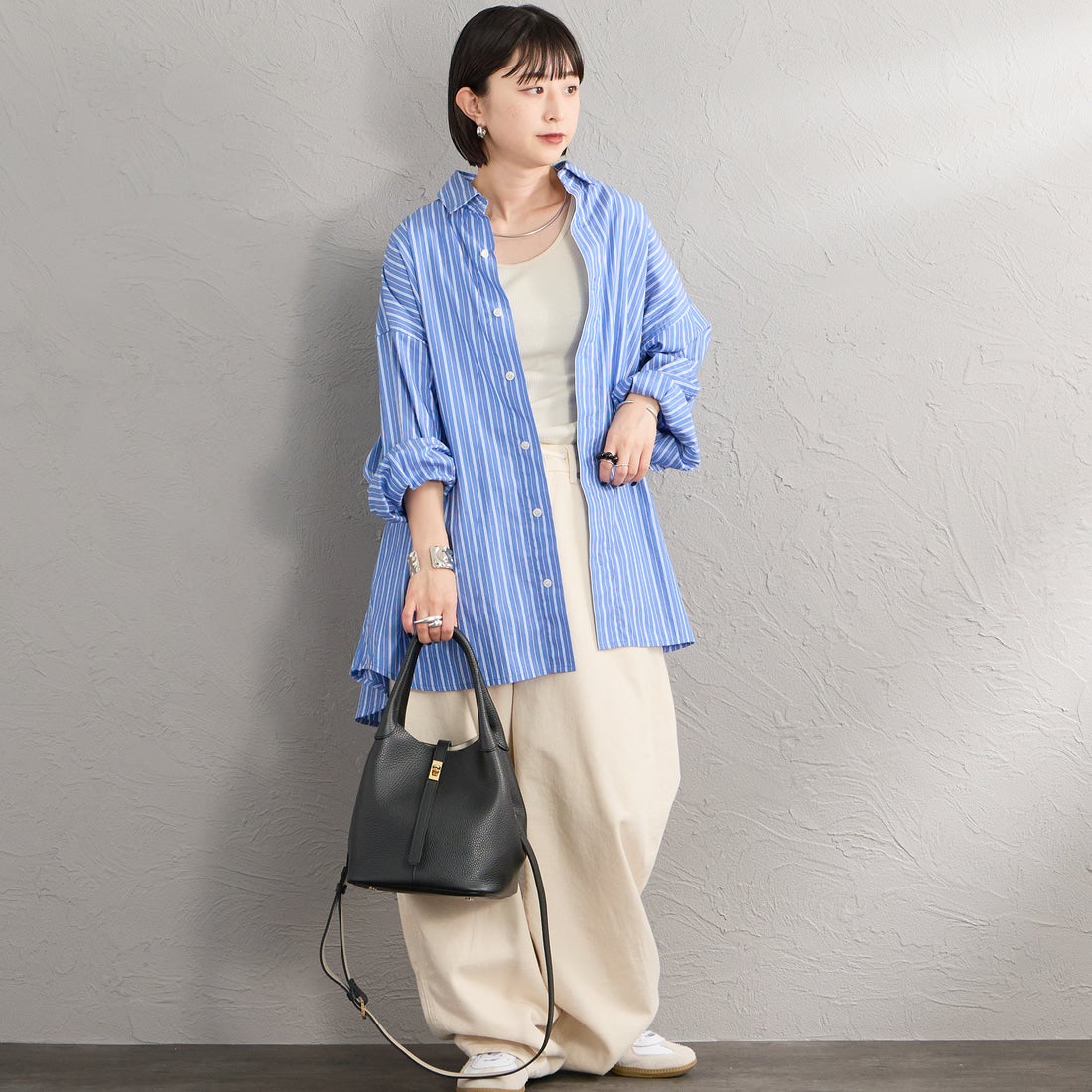 VIOLAd'ORO [ヴィオラドーロ] TRERO イタリアンWフェイスレザー ベルトトートバッグ [V-1573] BLACK/GRAY