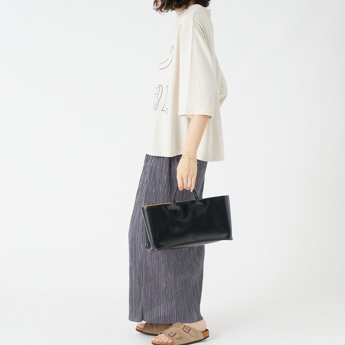 tumugu: [ツムグ] ラフィ天竺 プリントTシャツ [TC26222] 10 BEIGE &&モデル身長：162cm 着用サイズ：F&&
