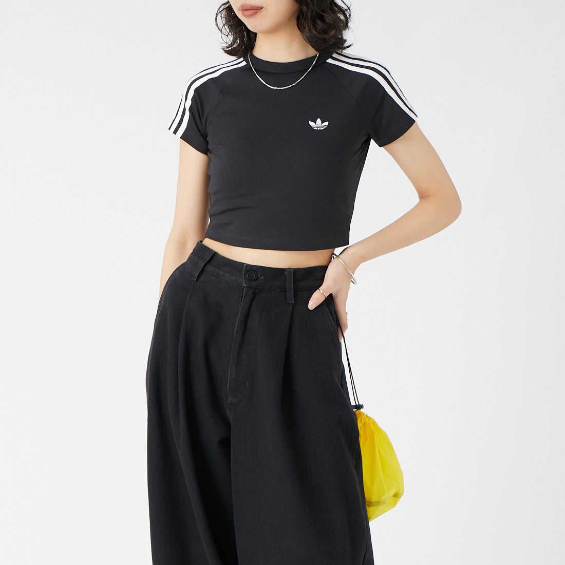 adidas Originals [アディダス オリジナルス] スリーストライプス ベビーTシャツ [VD671] KG3700 &&モデル身長：162cm 着用サイズ：M&&