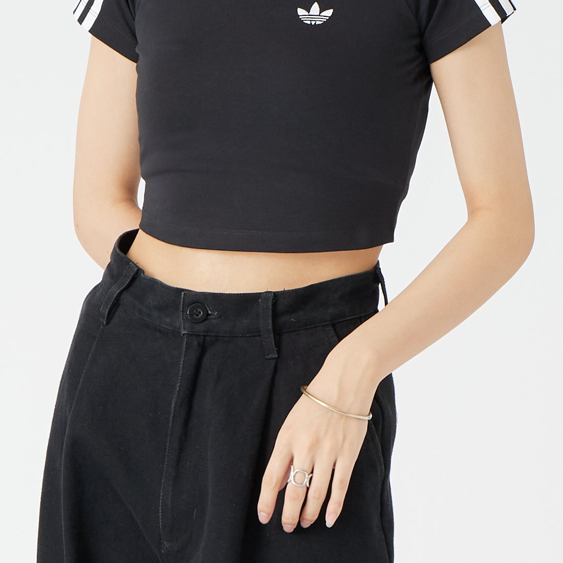 adidas Originals [アディダス オリジナルス] スリーストライプス ベビーTシャツ [VD671] KG3700 &&モデル身長：162cm 着用サイズ：M&&