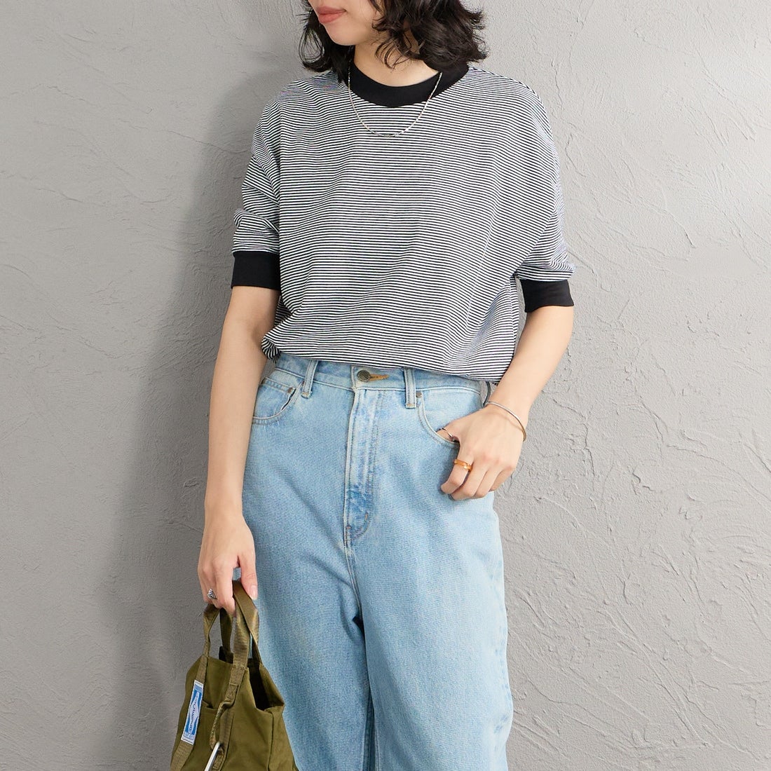 MEYAME [メヤメ] ボーダーハーフスリーブTシャツ [MEY-2438] BLACK &&モデル身長：162cm 着用サイズ：F&&