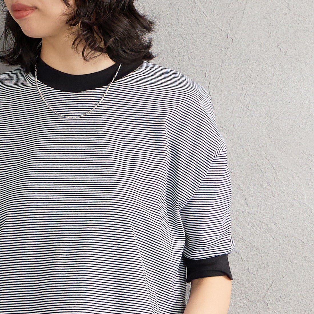MEYAME [メヤメ] ボーダーハーフスリーブTシャツ [MEY-2438] BLACK &&モデル身長：162cm 着用サイズ：F&&
