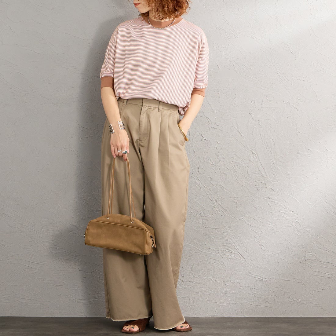 MEYAME [メヤメ] ボーダーハーフスリーブTシャツ [MEY-2438] BROWN &&モデル身長：158cm 着用サイズ：F&&
