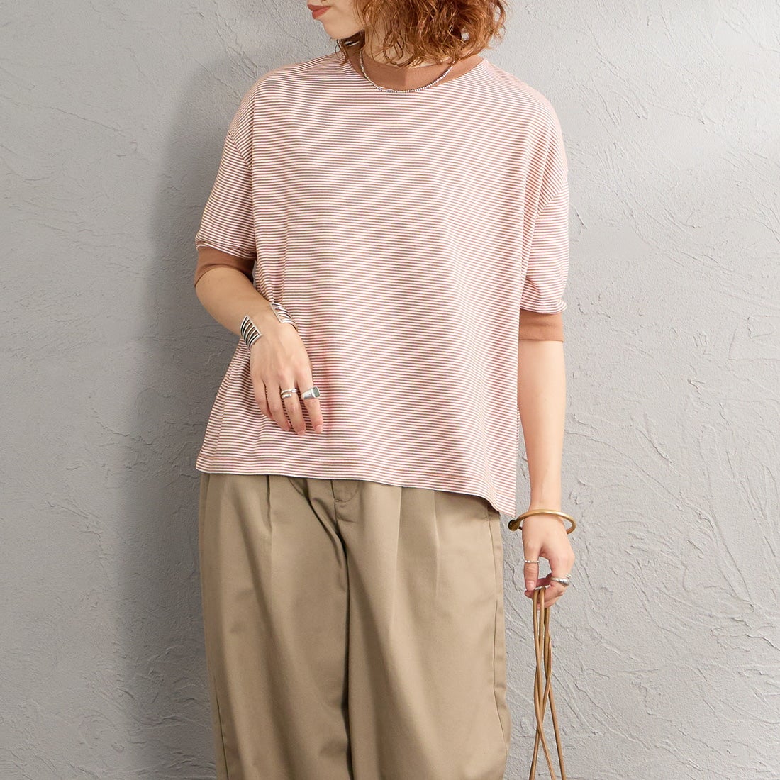 MEYAME [メヤメ] ボーダーハーフスリーブTシャツ [MEY-2438] BROWN &&モデル身長：158cm 着用サイズ：F&&