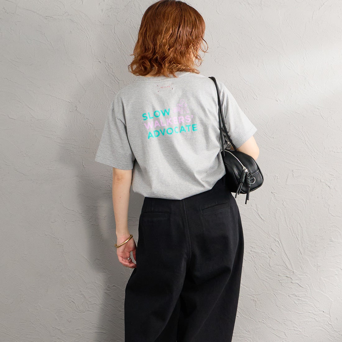 MEYAME [メヤメ] プリントTシャツ [MEY-2434] GREY &&モデル身長：158cm 着用サイズ：F&&