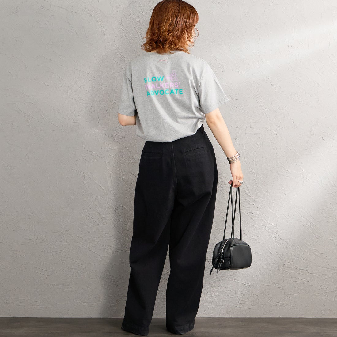 MEYAME [メヤメ] プリントTシャツ [MEY-2434] GREY &&モデル身長：158cm 着用サイズ：F&&
