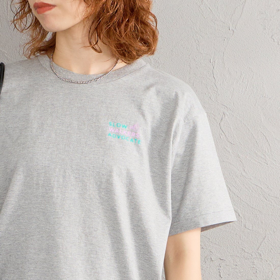 MEYAME [メヤメ] プリントTシャツ [MEY-2434] GREY &&モデル身長：158cm 着用サイズ：F&&
