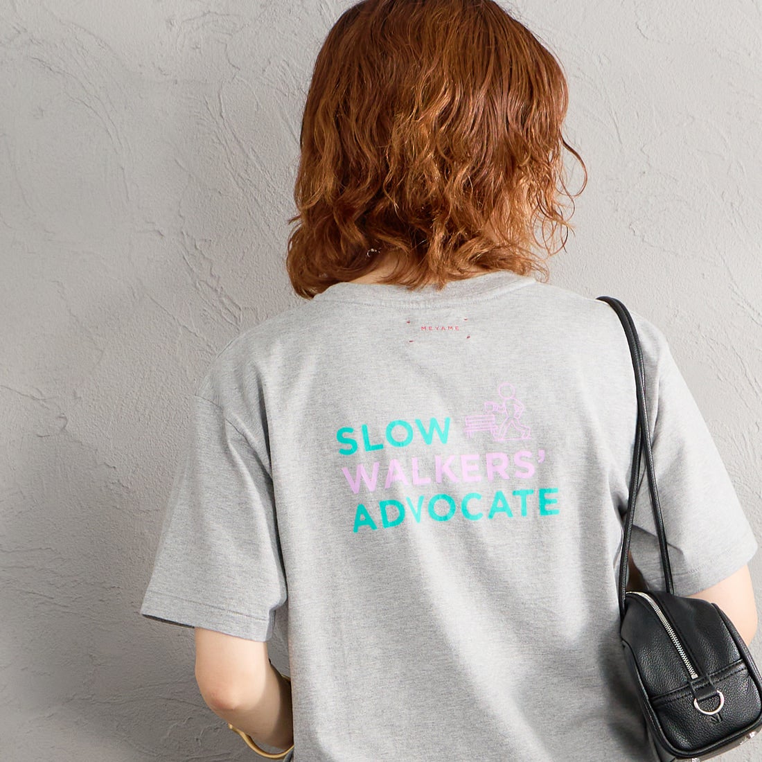 MEYAME [メヤメ] プリントTシャツ [MEY-2434] GREY &&モデル身長：158cm 着用サイズ：F&&