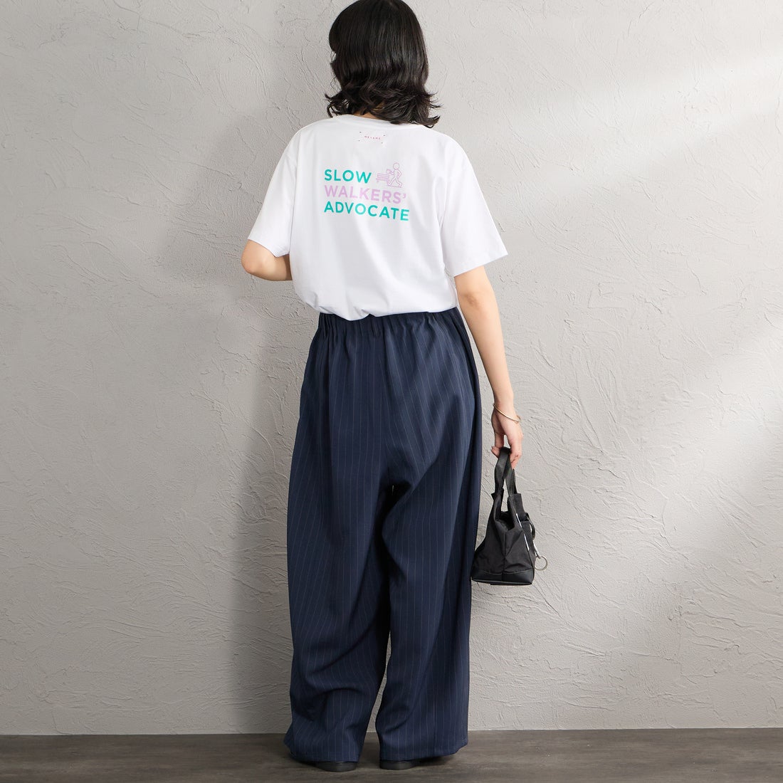 MEYAME [メヤメ] プリントTシャツ [MEY-2434] WHITE &&モデル身長：162cm 着用サイズ：F&&