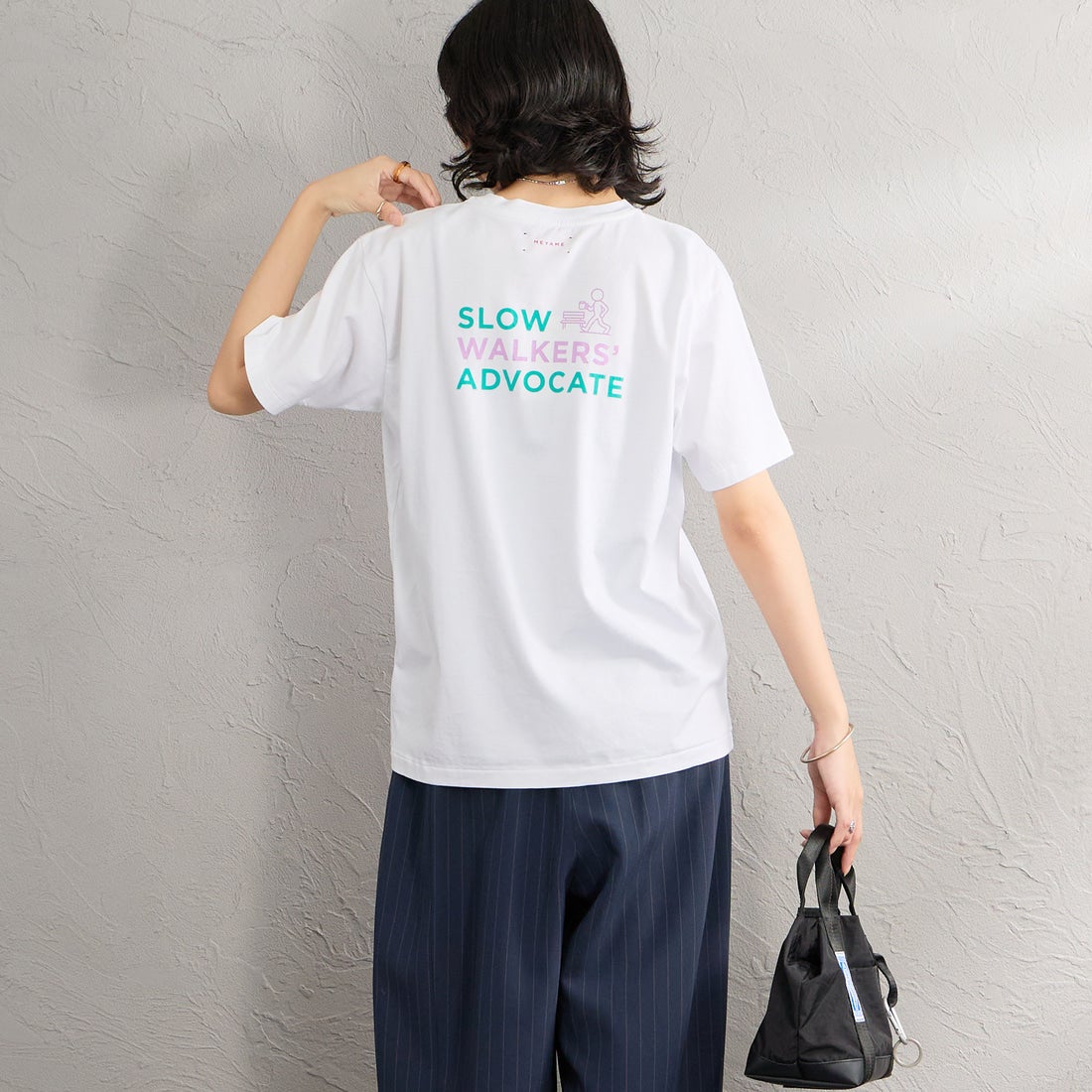 MEYAME [メヤメ] プリントTシャツ [MEY-2434] WHITE &&モデル身長：162cm 着用サイズ：F&&